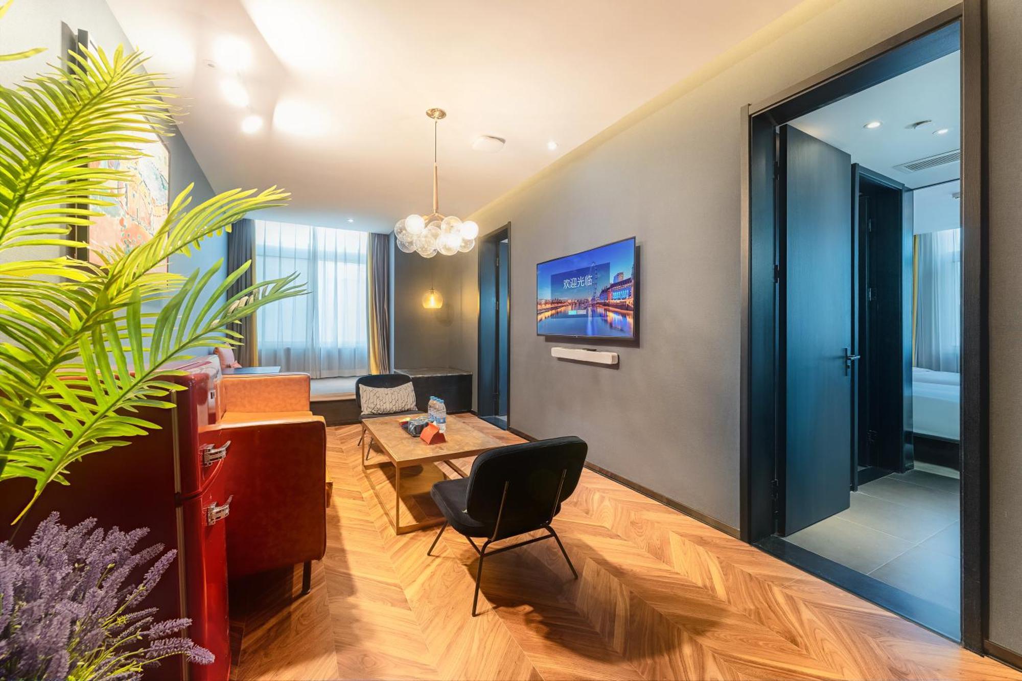 Hesu Designer Hotel & Suites -Near Xi'An Drum Tower And Yongning Gate -Free Laundry Luggage Storage -Kitty Cafe With Freshly Ground Coffee -24H Front Desk -English Service Xi'an (Shaanxi) Exterior foto