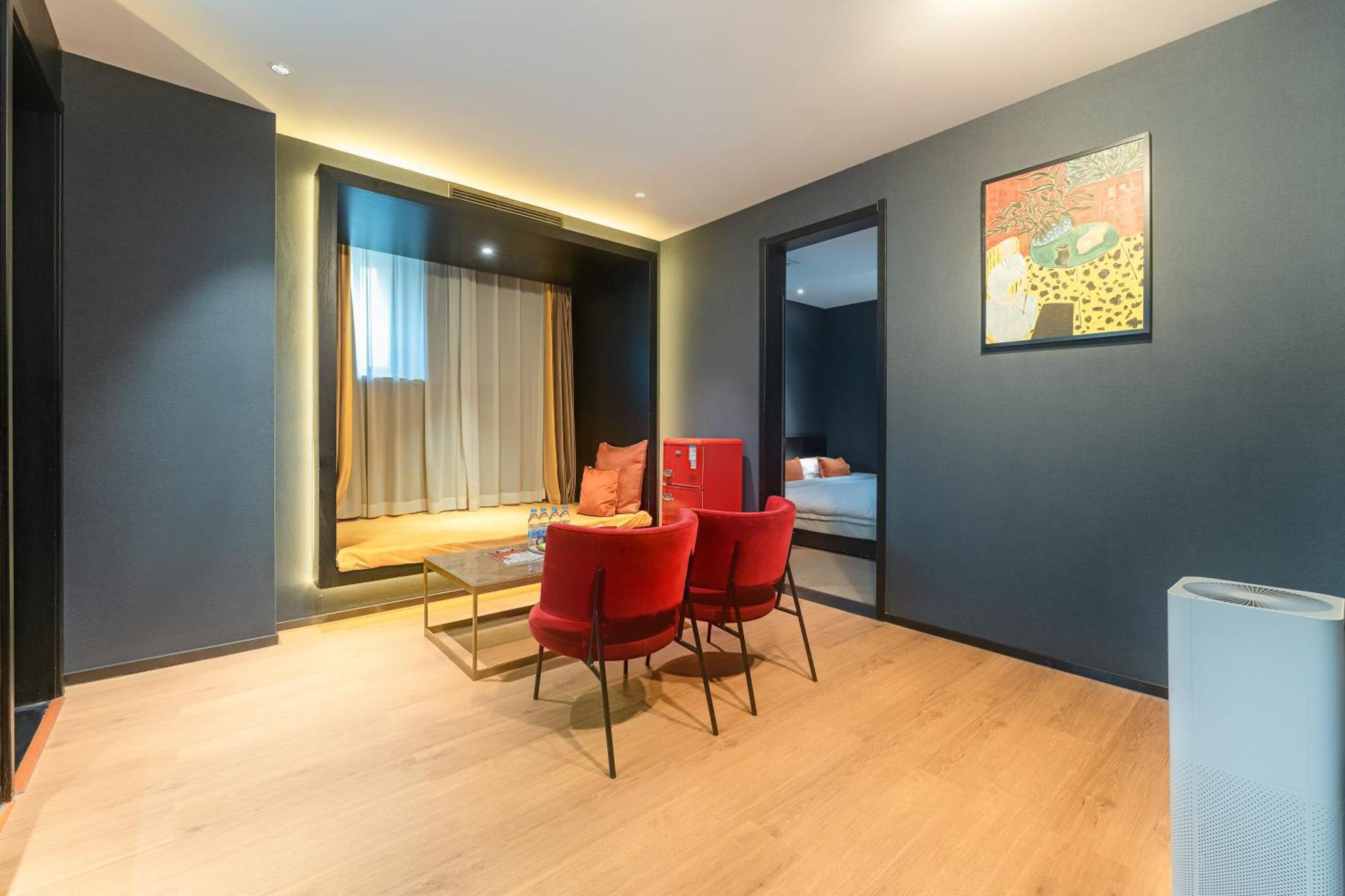 Hesu Designer Hotel & Suites -Near Xi'An Drum Tower And Yongning Gate -Free Laundry Luggage Storage -Kitty Cafe With Freshly Ground Coffee -24H Front Desk -English Service Xi'an (Shaanxi) Exterior foto