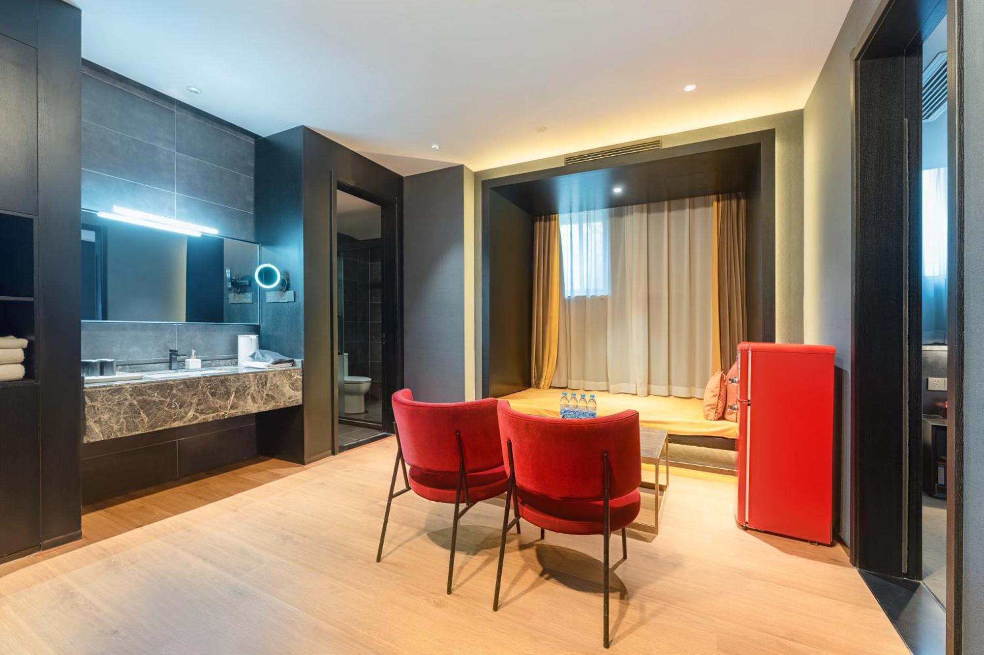 Hesu Designer Hotel & Suites -Near Xi'An Drum Tower And Yongning Gate -Free Laundry Luggage Storage -Kitty Cafe With Freshly Ground Coffee -24H Front Desk -English Service Xi'an (Shaanxi) Exterior foto