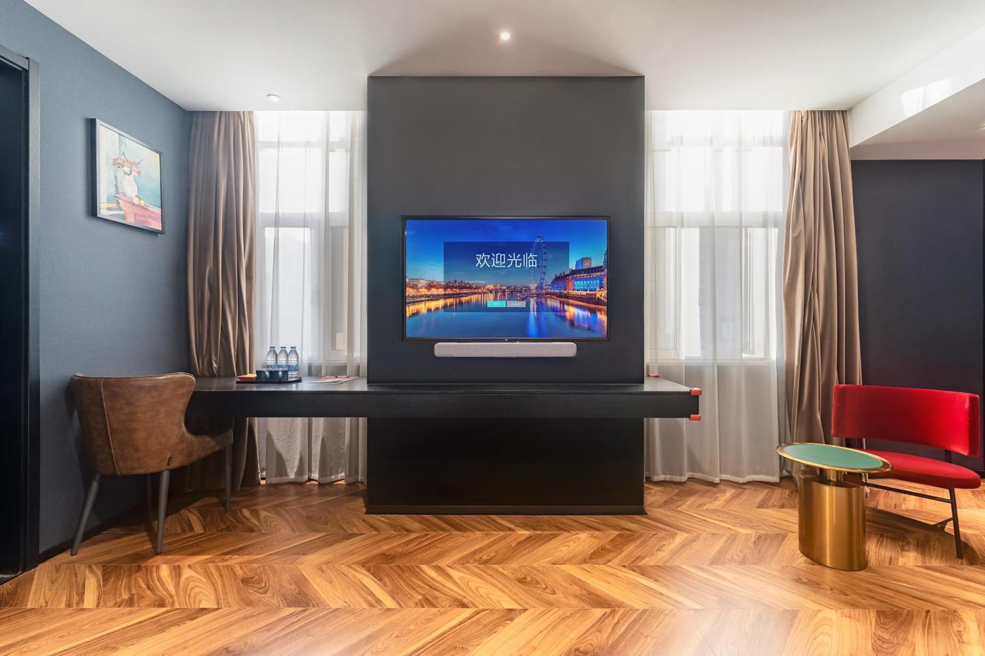 Hesu Designer Hotel & Suites -Near Xi'An Drum Tower And Yongning Gate -Free Laundry Luggage Storage -Kitty Cafe With Freshly Ground Coffee -24H Front Desk -English Service Xi'an (Shaanxi) Exterior foto