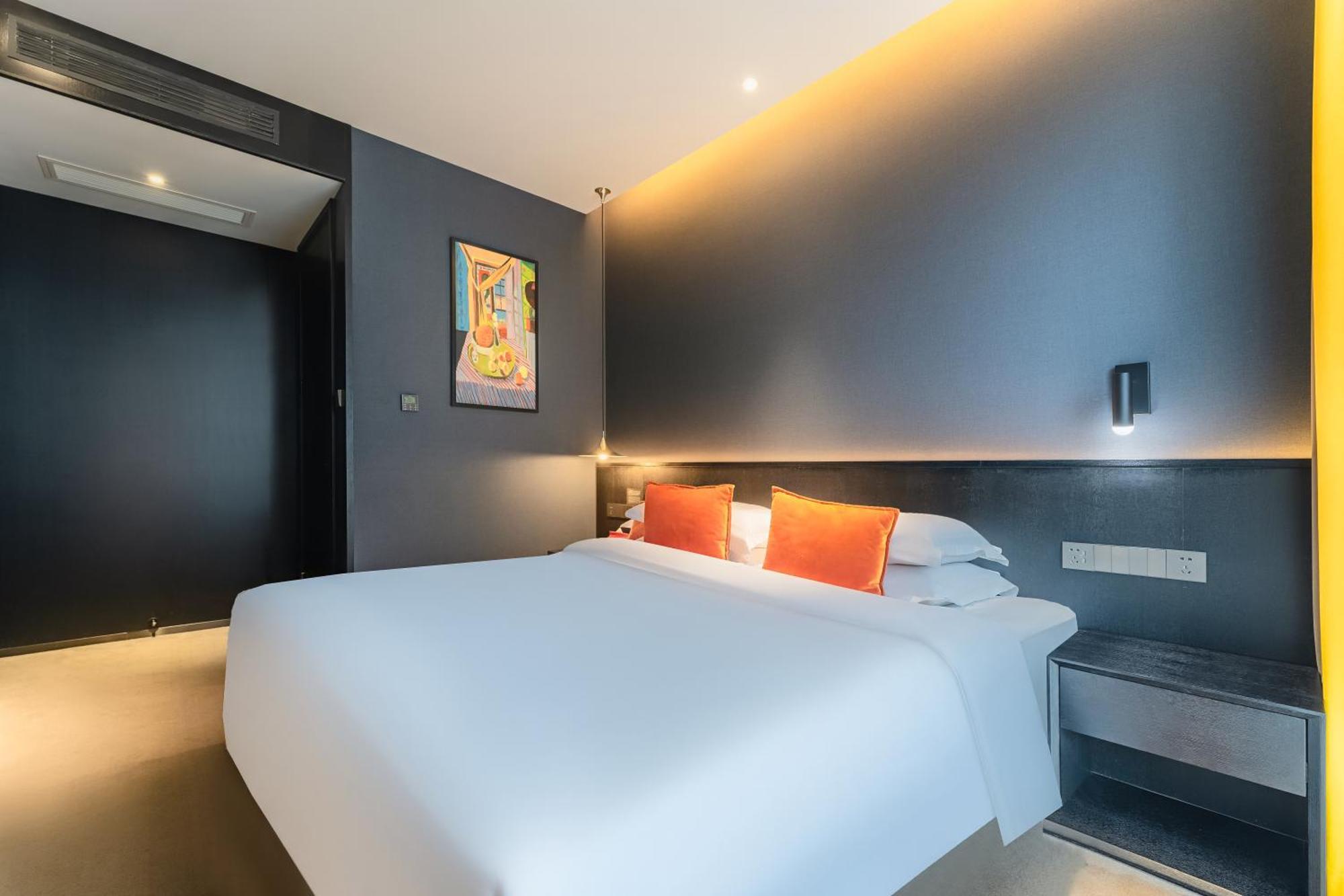 Hesu Designer Hotel & Suites -Near Xi'An Drum Tower And Yongning Gate -Free Laundry Luggage Storage -Kitty Cafe With Freshly Ground Coffee -24H Front Desk -English Service Xi'an (Shaanxi) Exterior foto